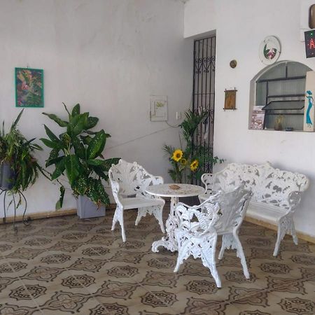 Hostel Residence Girassol Belém Екстериор снимка